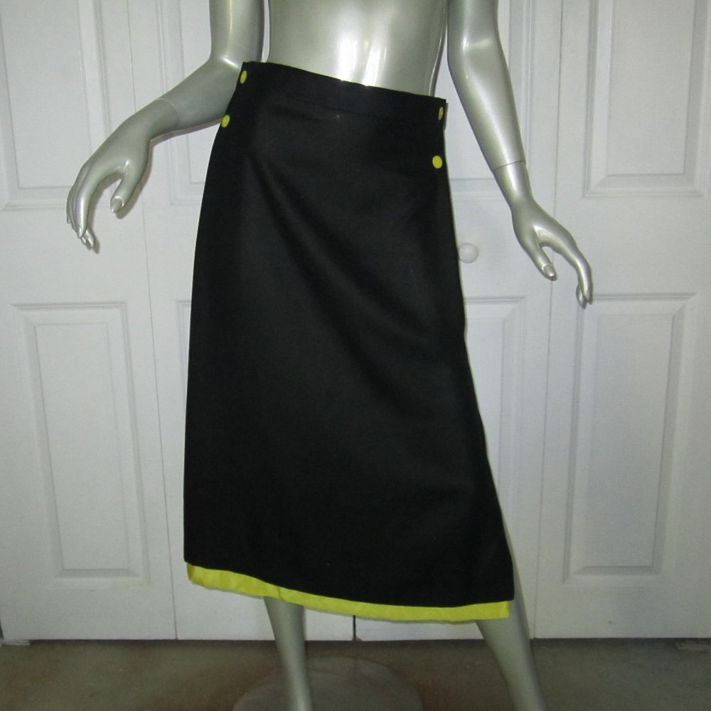ISSEY MIYAKE Black Skirt Mid-Calf Skirt Button Details Size Small Japan